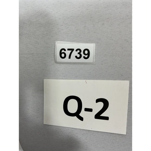 Womans Excellent Condition Torrid Camo Capri Jeans 22 Gray Beige Cuffs - Picture 9 of 9